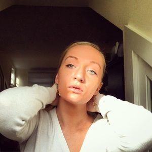 Meet your Posher, Zoe